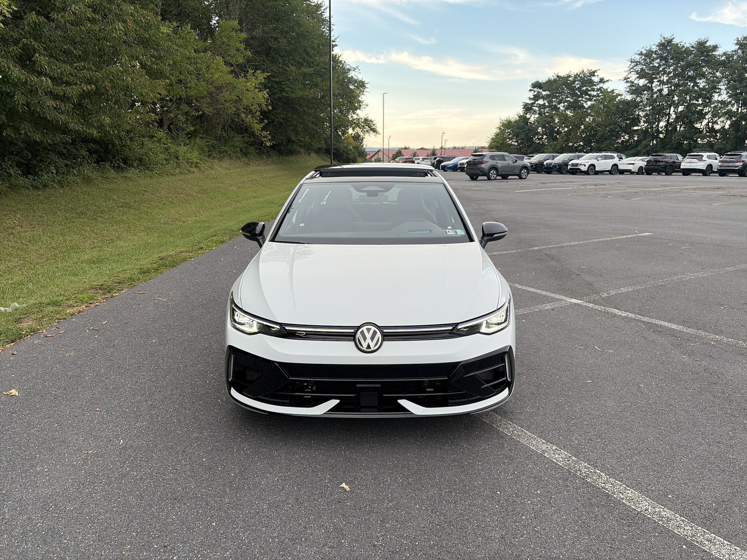 volkswagen golf r 2026 WVWJF7CD8TW279919 image volkswagen golf r 2026 WVWJF7CD8TW279919 image